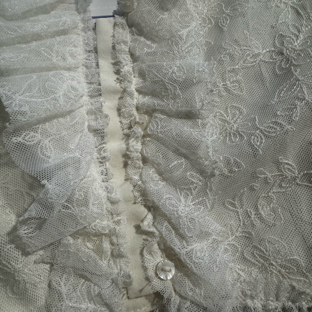 Zara Ivory Lace Ruffle Top - Picture 3 of 4